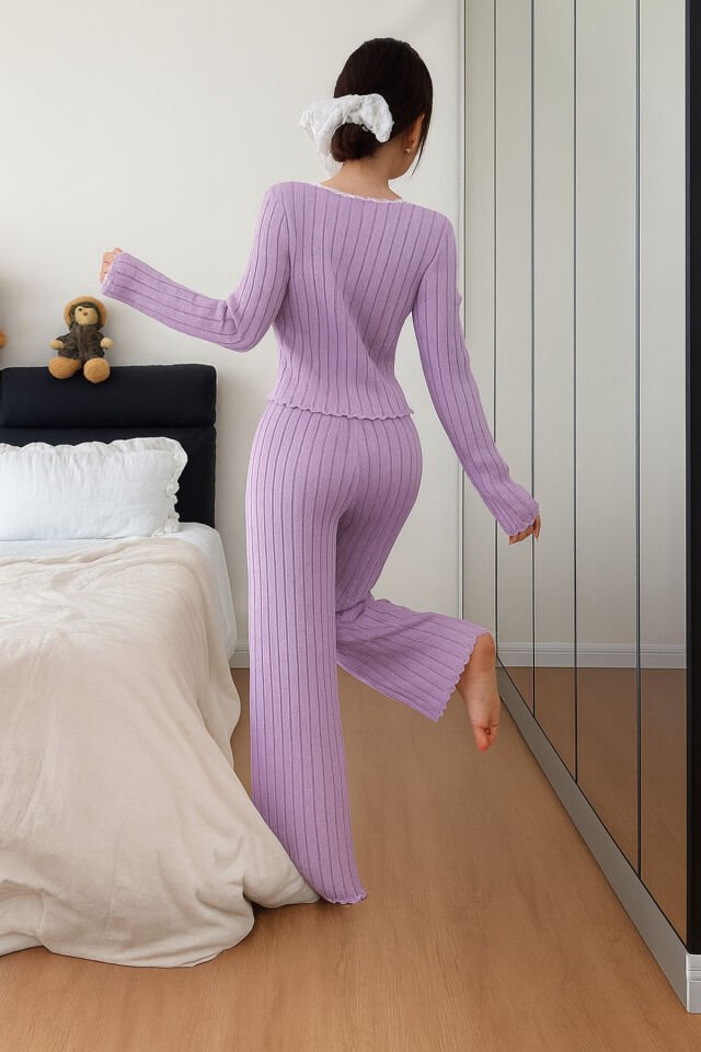Uzun Kol Düğme ve Dantel Detaylı Kadın Pijama Takımı Li̇la - S
