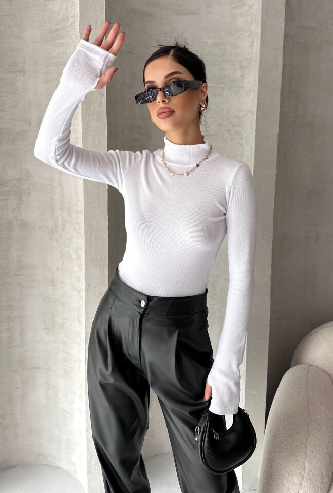 Kadın Parmak Geçme Detaylı Fitilli Body M - Beyaz