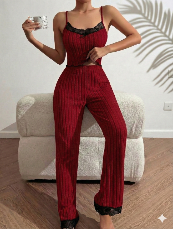 Askılı Dantelli ve Fiyonk Detaylı Pijama Takımı Bordo - S